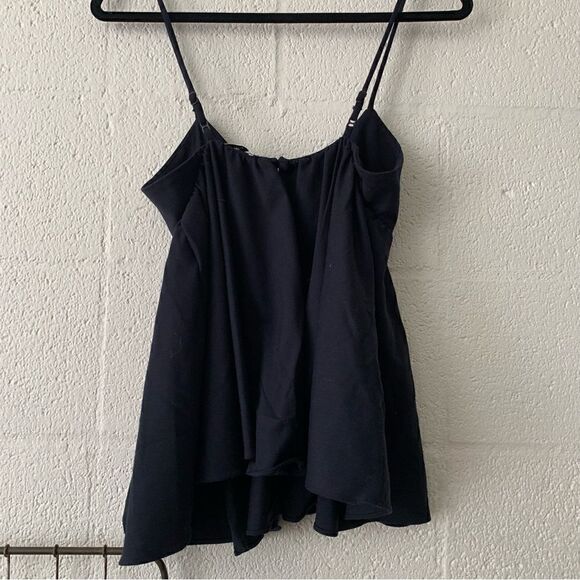 MILLY Women's Italian Wool Gabardine Rosette Top 2 - Picture 4 of 6